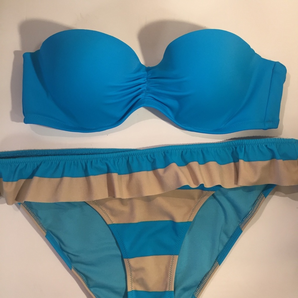 [Victoria’s Secret] swim suit bikini blue ruffle